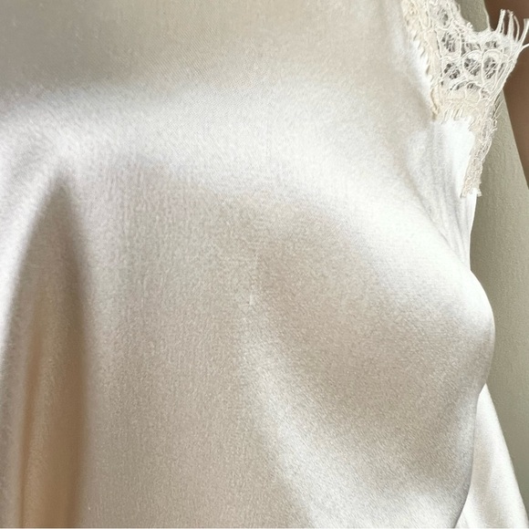NEW PAIGE BEIGE LACE TRIM SILK CAMISOLE - Picture 5 of 12